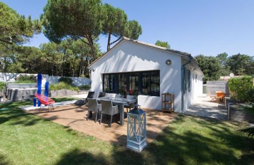 Le Bois-Plage-en-Re Villa | Villa Ensoleillée