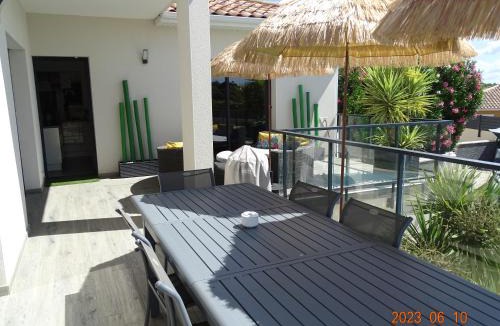 Tourbes Villa | VILLA ENTRE MER ET MONTAGNE