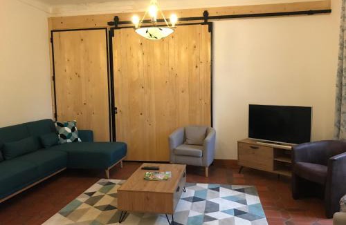 Caserne Mellinet Villa | VILLA EPERONNIERE