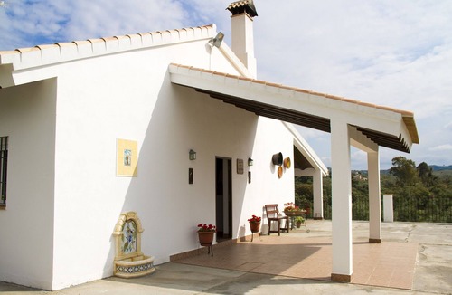 La Puebla de los Infantes Cottage | VILLA MARA RURAL HOUSE, Nature and Tranquility in its purest form.