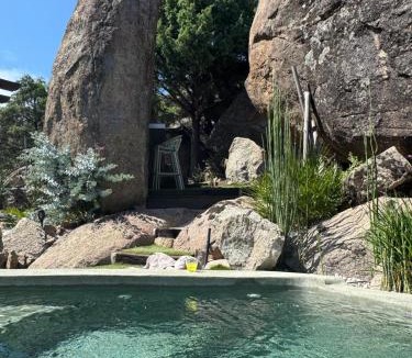 El Tiemblo Villa | Villa de lujo con piscina, barbacoa, estufa, 3 habitaciones