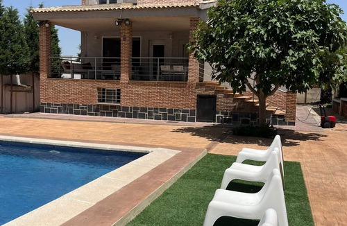 Villaluenga de la Sagra Ski Chalet | Villa El Pinar