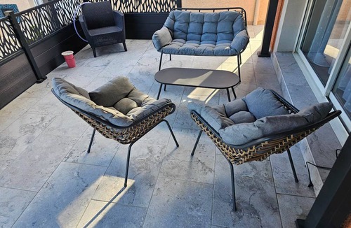 Savasse Apartment | Villa Escapade spacious