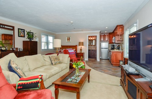 Escondido House | VILLA ESCONDIDO stunning one of a kind luxury suite with views and a pool