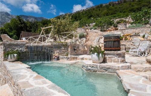 Stankovici House | Villa Estate De Nature