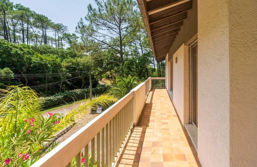 Soorts-Hossegor House | Villa Estrella between lake and ocean with private pool, private terrace, and Wi-Fi