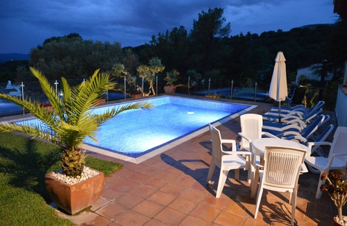La Torre Vella Villa | Villa 'Estrella' with Mountain View, Wi-Fi and Air Conditioning