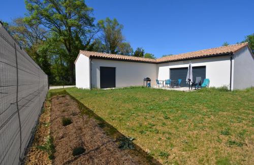 Ruoms Villa | Villa Evan Climatisation individuelle par pièce proche du centre-ville