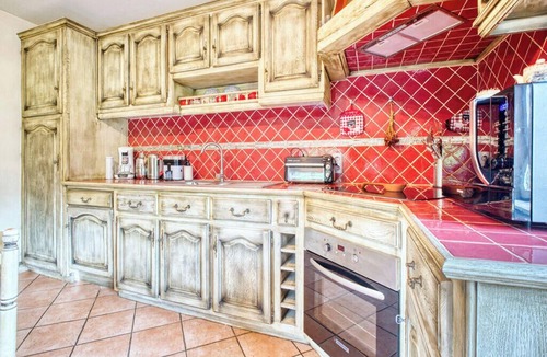 Le Lardin-Saint-Lazare Villa | Villa Forestière