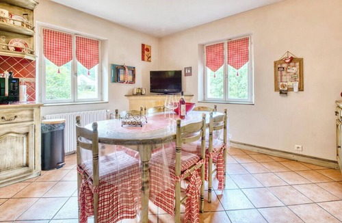 Le Lardin-Saint-Lazare Villa | Villa Forestière