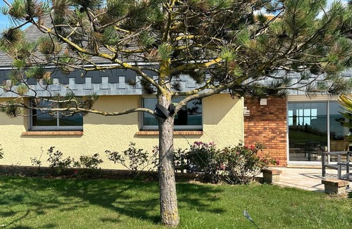 Varengeville-sur-Mer Villa | Villa Falésia - exceptional sea view at Pourville-sur-Mer - Normandy