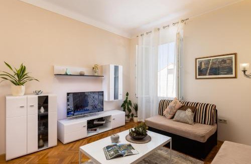 Pile Apartment | Villa Falkoni II