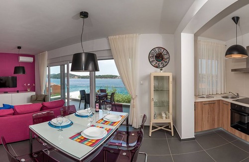 Podglavica Villa | Villa Famiglia with Swimming pool
