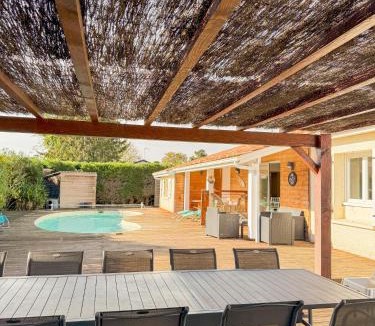 Toulenne House | Villa Familiale avec Piscine Privée