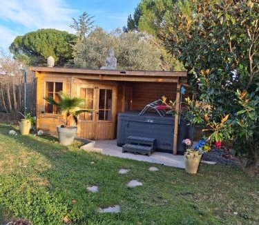 Mejannes-les-Ales House | Villa familiale avec jacuzzi