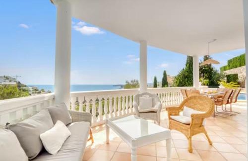Aduanas Villa | Villa Family Javea La Corona