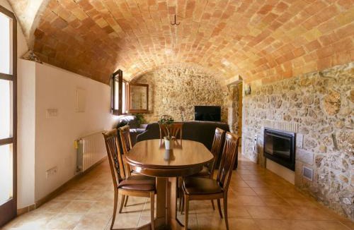 Llers House | Villa Figueres near Costa Brava Beaches Pool