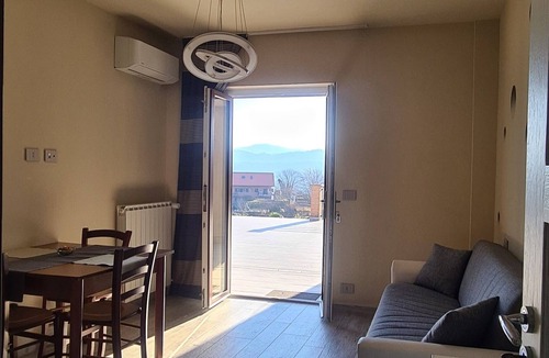 Avigliana House | VILLA FIORITA LAKE VIEW APARTMENT