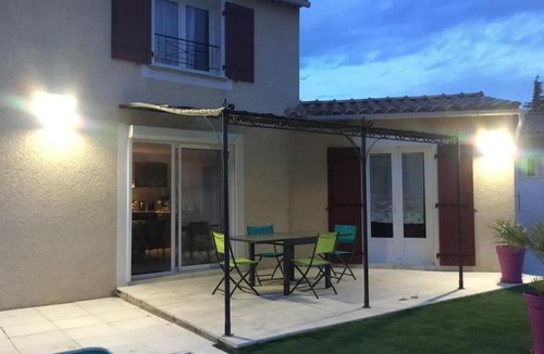 Montsegur-sur-Lauzon Villa | Villa Firenze