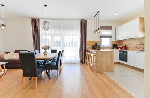 Zaton Villa | Villa First Hill with heated pool