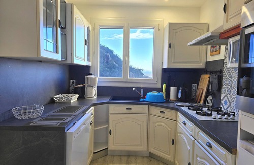 Laroque-des-Alberes Villa | Villa Fleure de Romarin with private pool and panoramic view