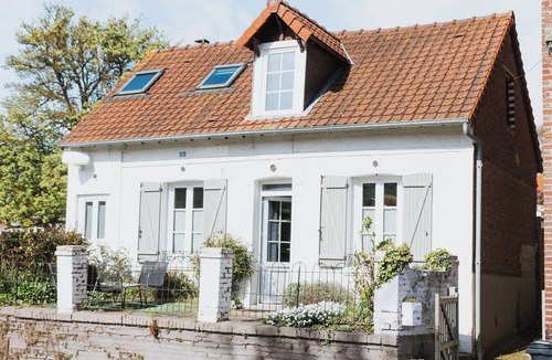 Mesnil-Val-Plage House | Villa Fleurs de France, With Garden