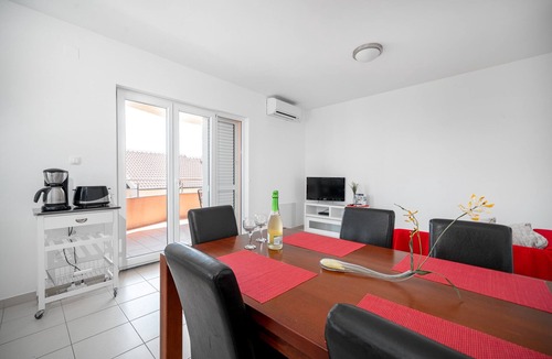 Vodice House | Villa Flipa with pool Ap. Ema
