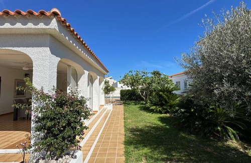 Vinaros Villa | Villa Flo - Chalet con piscina privada en Vinaròs - Ref. 983