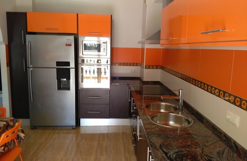 Condado del Jaruco Villa | Villa Florida with free Wifi, private pool