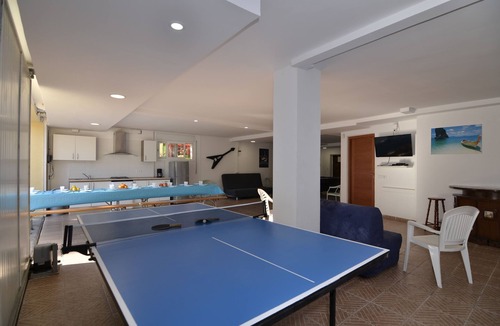 Condado del Jaruco Villa | Villa Florida with free Wifi, private pool