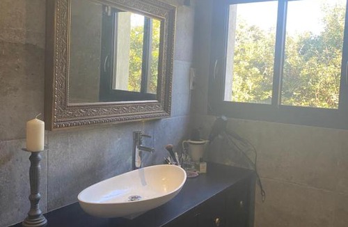 Aleria Villa | Villa FM