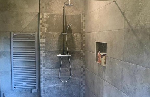 Aleria Villa | Villa FM