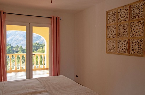 Benigembla Bed & Breakfast | Villa Foia Vella: room Almendra