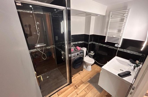 Adissan House | Villa fontaine