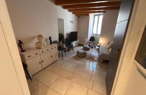 Adissan House | Villa fontaine
