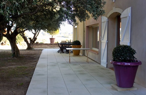 Montpeyroux Villa | Villa for 10 people with swimming pool.