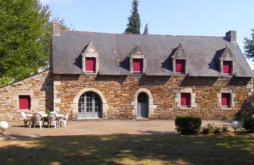 Saint-Dolay House | villa for 17 people with swimming pool at the gates of the Gulf of Morbihan