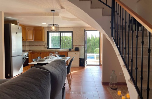 Daimuz Ski Chalet | Villa for 4 people by the sea