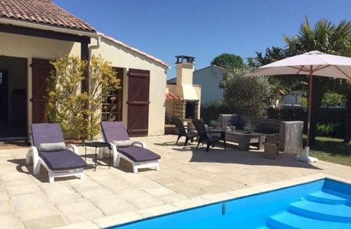 Jard-sur-Mer Villa | Villa for 6 near the sea with heated pool