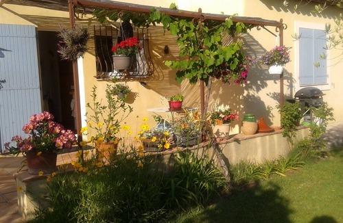 Les Baraques Villa | Villa for 6, private pool, 2 bathrooms, 3 air-conditioned bedrooms, golf course 3 minutes away