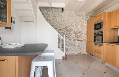 Prefailles Ski Chalet | Villa for 7 adults, 1 child, 400m from the sea