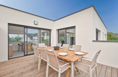 Plouguerneau House | Villa for 9 - Heated Pool - Jacuzzi - petanque
