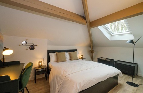 Quincy-Voisins Apartment | Villa Forestière Appart Le Cèdre