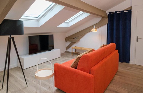 Quincy-Voisins Apartment | Villa Forestière Appart Le Cèdre