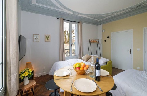 Quincy-Voisins Apartment | Villa Forestière Studio Le Châtaignier