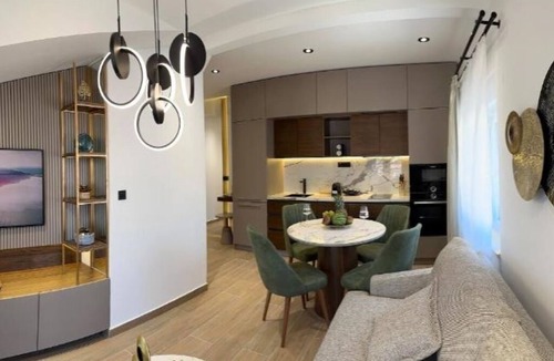 Brna Apartment | Villa Fortuna ap5 : One-Bedroom Apartment