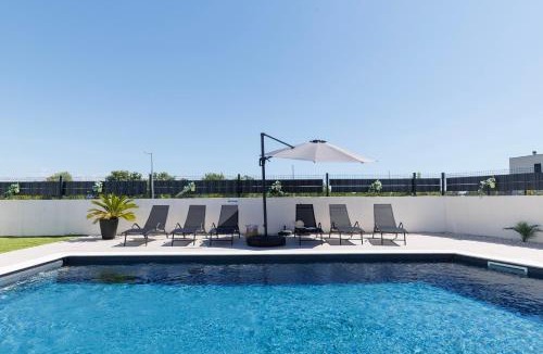 Lovinac Villa | Villa Fortunata Countryside Escape with Pool