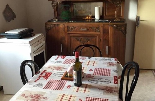 Comps House | Villa.