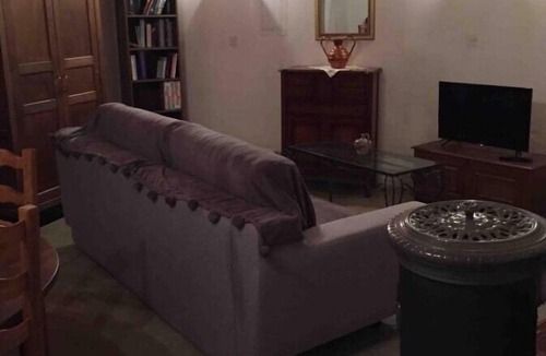 Comps House | Villa.