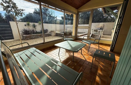 Entraigues-sur-la-Sorgue House | Villa Keromate, air-conditioned villa with natural pool.
